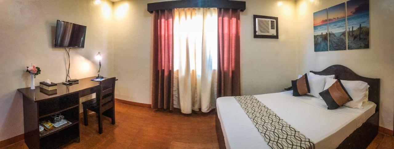 Klir Waterpark Resort And Hotels Guiguinto Екстер'єр фото